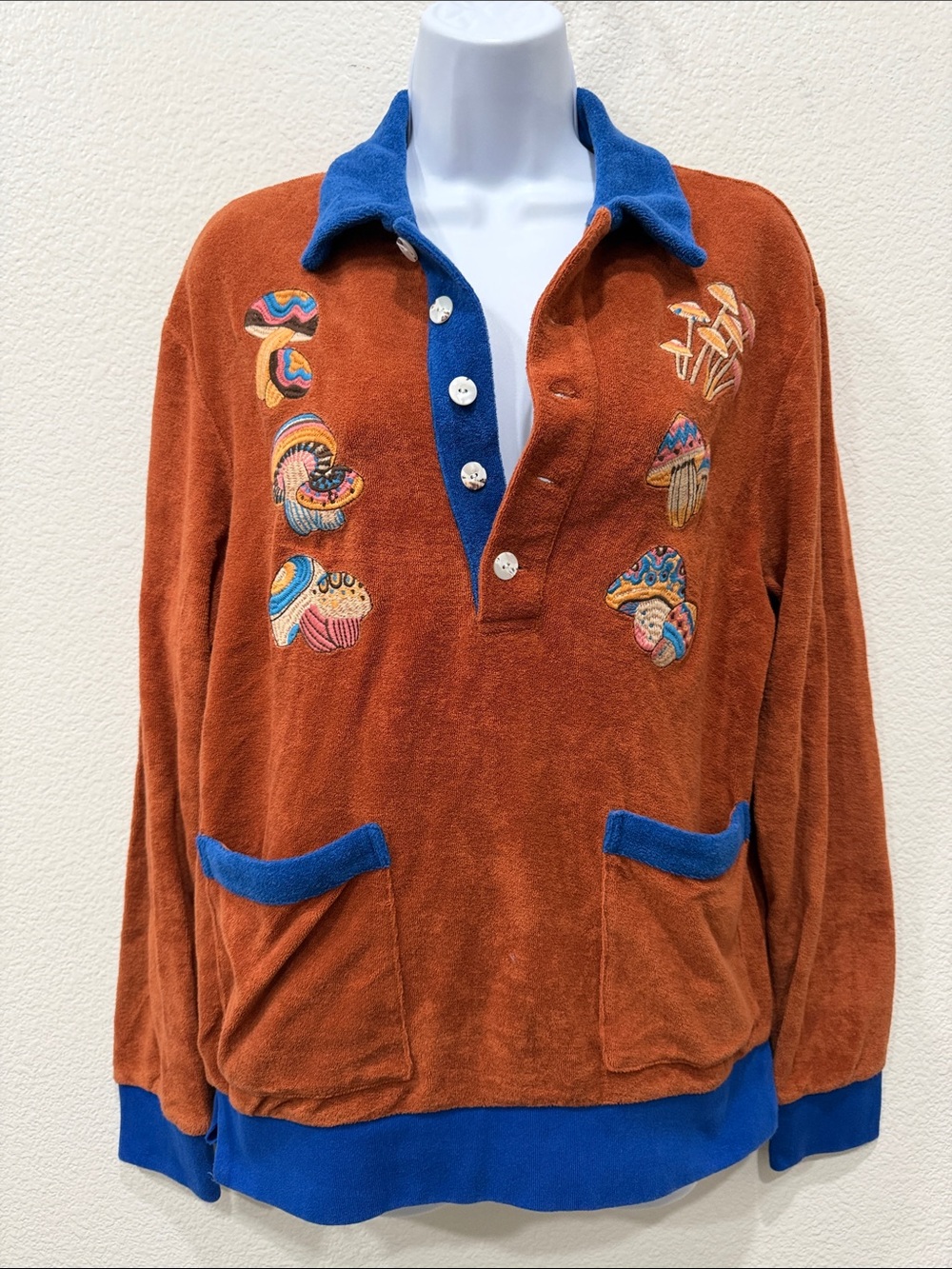 TOMBOLO Embroidered mushroom Pullover with Blue Trim SMALL
